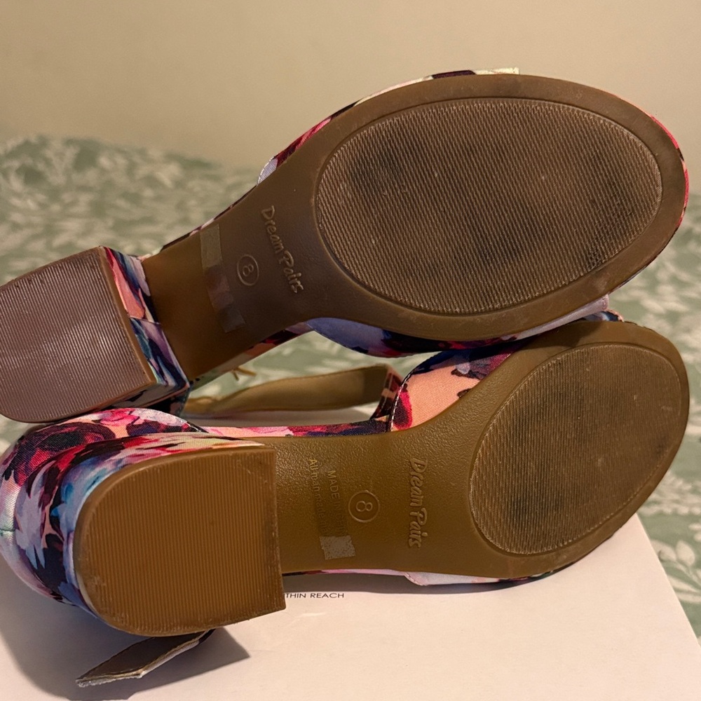 Multicolor Floral Heels - Picture 6 of 8